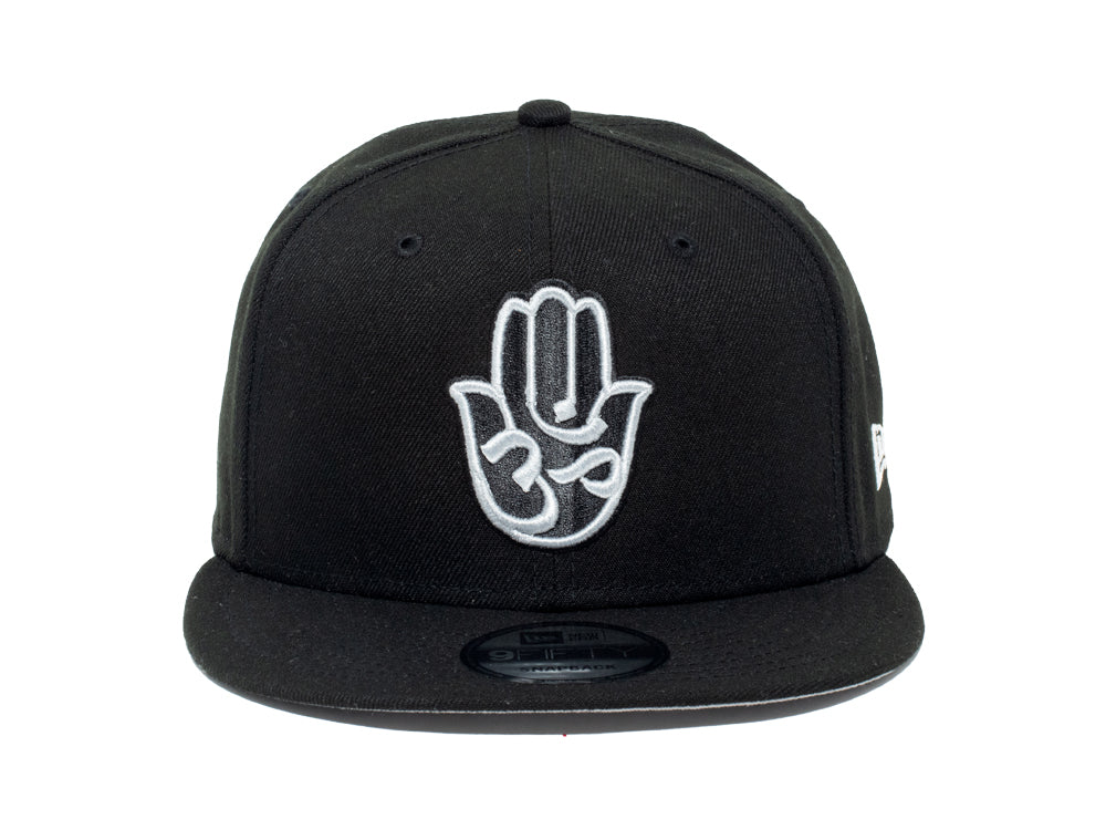 SNAPBACK CLÁSICO NEGRO/GRIS